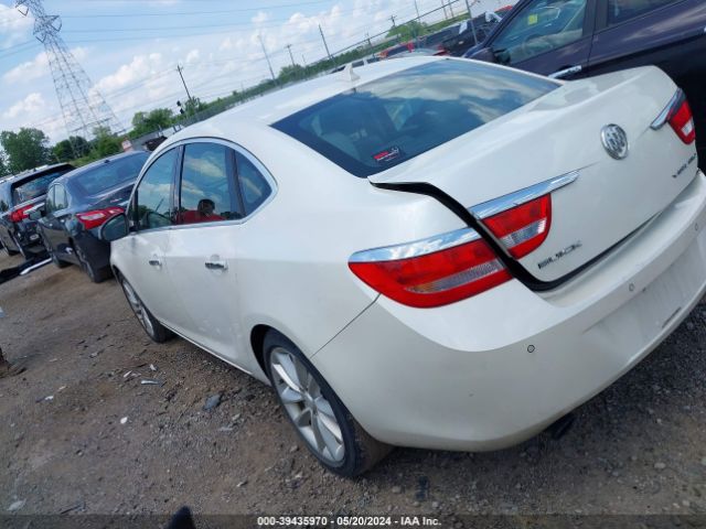 Photo 2 VIN: 1G4PR5SK9D4121913 - BUICK VERANO 