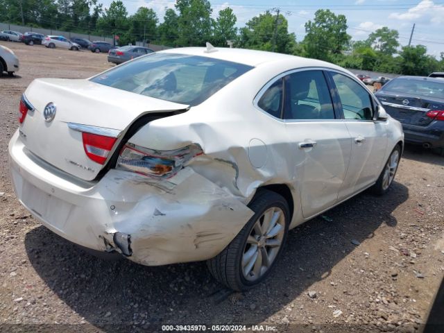 Photo 3 VIN: 1G4PR5SK9D4121913 - BUICK VERANO 