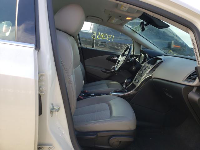 Photo 4 VIN: 1G4PR5SK9E4153861 - BUICK VERANO CON 