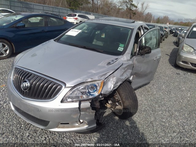 Photo 1 VIN: 1G4PR5SK9G4102542 - BUICK VERANO 