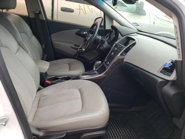 Photo 4 VIN: 1G4PR5SK9H4104888 - BUICK VERANO SPO 