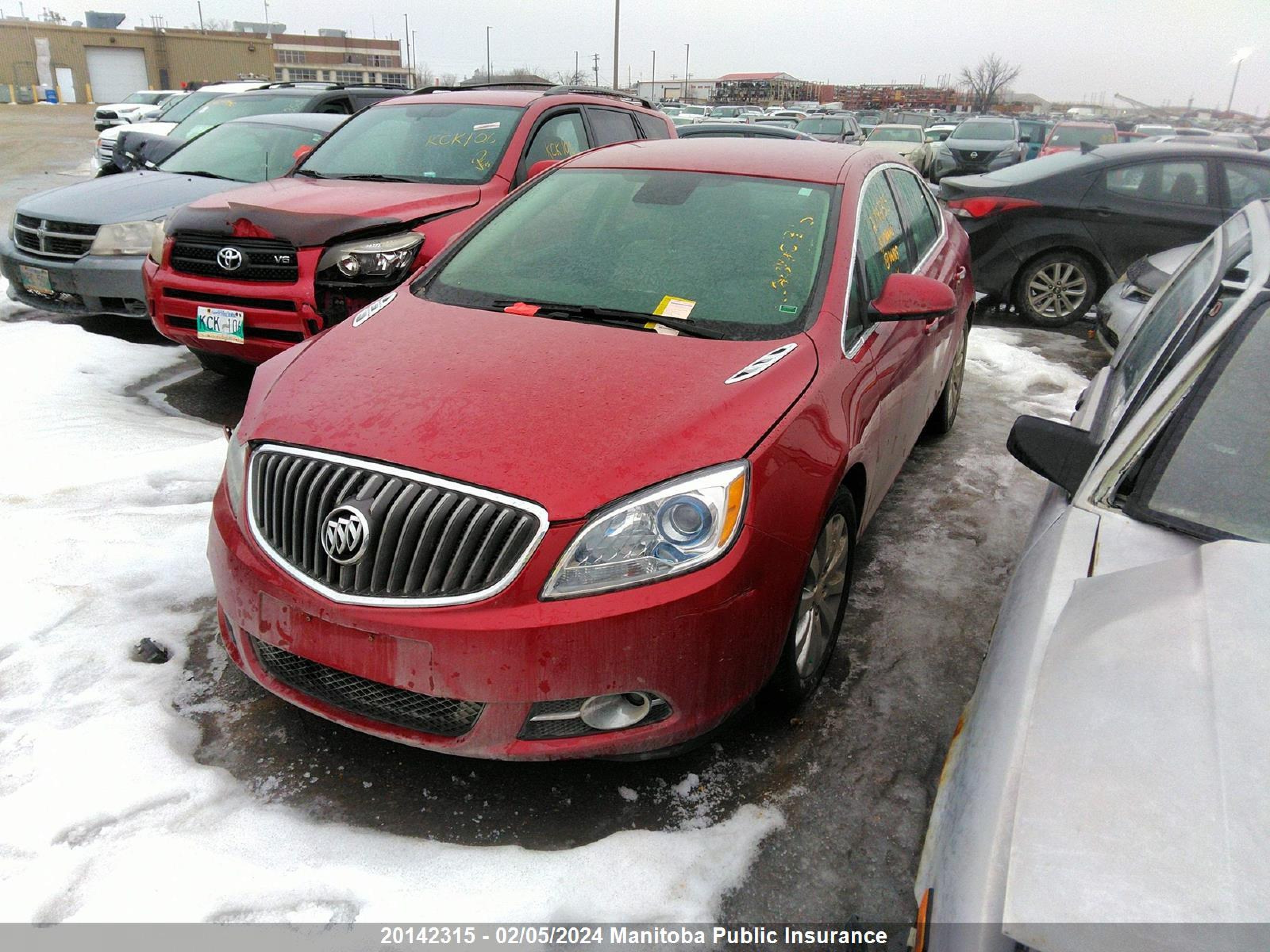 Photo 1 VIN: 1G4PR5SKXD4116185 - BUICK VERANO 