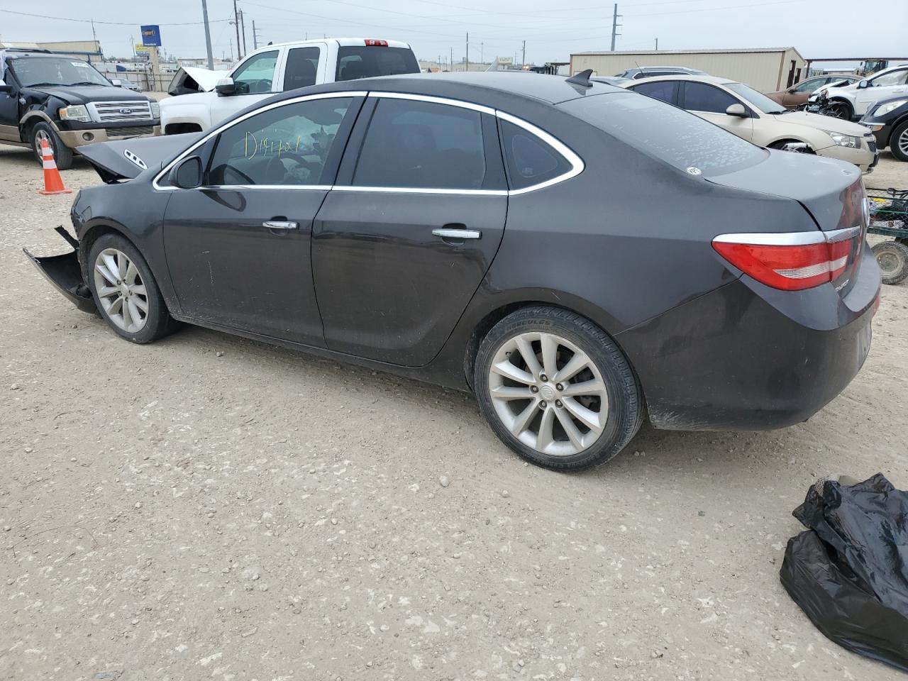 Photo 1 VIN: 1G4PR5SKXE4124126 - BUICK VERANO 