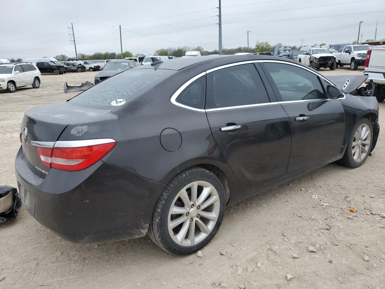 Photo 2 VIN: 1G4PR5SKXE4124126 - BUICK VERANO 