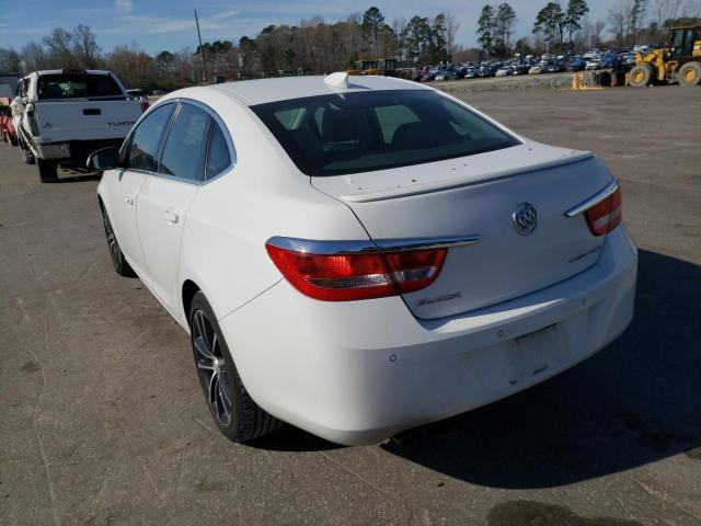 Photo 2 VIN: 1G4PR5SKXH4105483 - BUICK VERANO SPO 