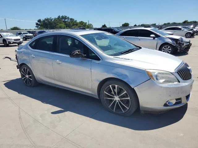 Photo 3 VIN: 1G4PR5SKXH4109422 - BUICK VERANO SPO 