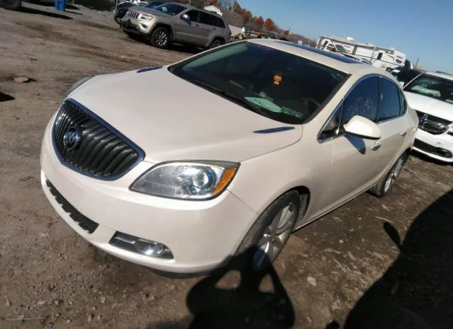 Photo 1 VIN: 1G4PS5SK0D4103370 - BUICK VERANO 