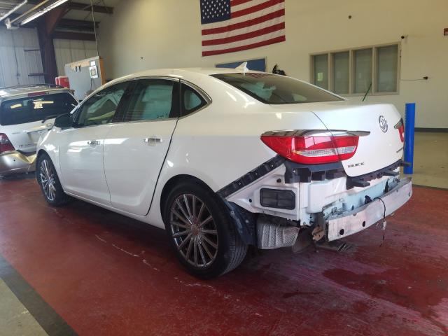 Photo 2 VIN: 1G4PS5SK0D4122016 - BUICK VERANO 