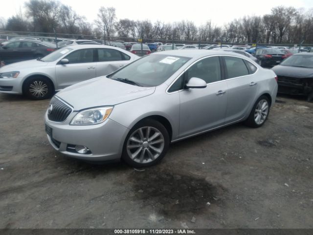 Photo 1 VIN: 1G4PS5SK0F4165452 - BUICK VERANO 