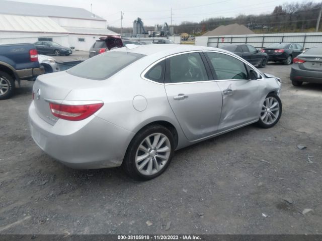 Photo 3 VIN: 1G4PS5SK0F4165452 - BUICK VERANO 