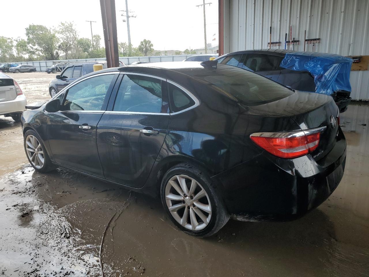 Photo 1 VIN: 1G4PS5SK0G4141363 - BUICK VERANO 