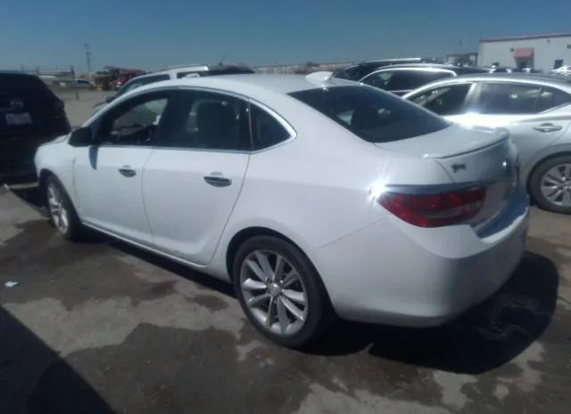 Photo 2 VIN: 1G4PS5SK0G4171818 - BUICK VERANO 