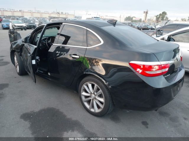 Photo 2 VIN: 1G4PS5SK0H4102239 - BUICK VERANO 