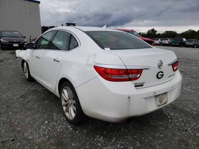 Photo 2 VIN: 1G4PS5SK1C4180604 - BUICK VERANO 