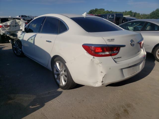 Photo 2 VIN: 1G4PS5SK1C4213102 - BUICK VERANO 