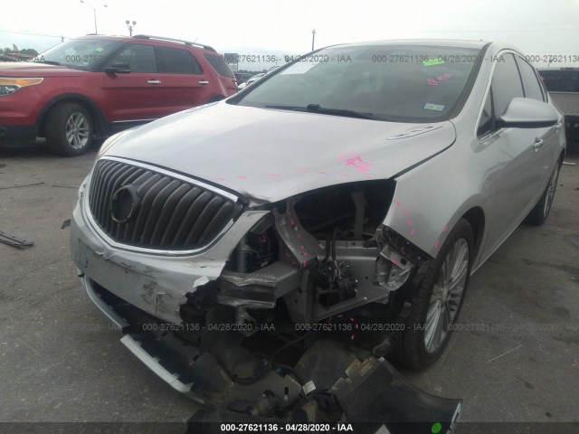 Photo 5 VIN: 1G4PS5SK1C4231843 - BUICK VERANO 