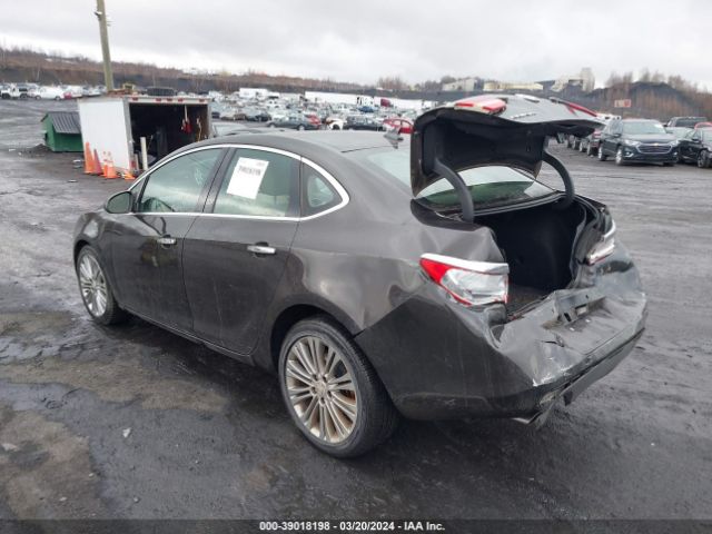 Photo 2 VIN: 1G4PS5SK1D4114670 - BUICK VERANO 