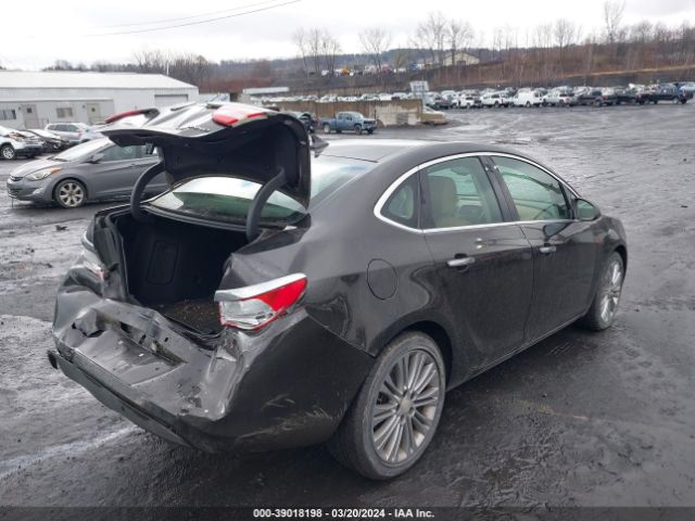 Photo 3 VIN: 1G4PS5SK1D4114670 - BUICK VERANO 