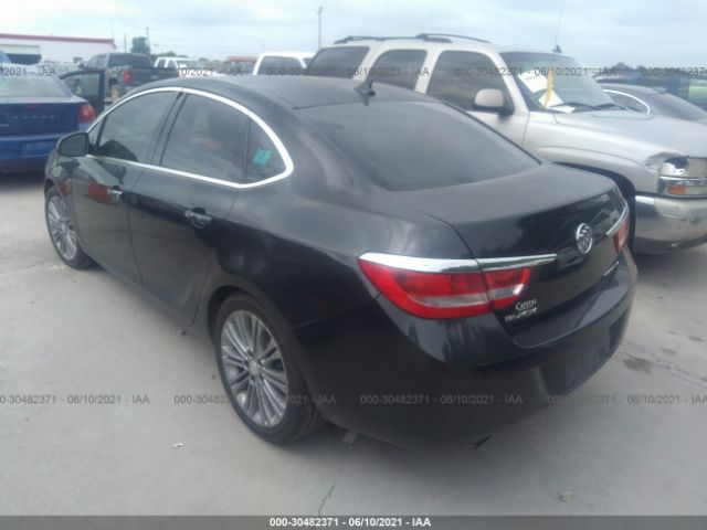 Photo 2 VIN: 1G4PS5SK1D4165053 - BUICK VERANO 