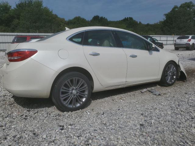 Photo 2 VIN: 1G4PS5SK1D4247137 - BUICK VERANO 