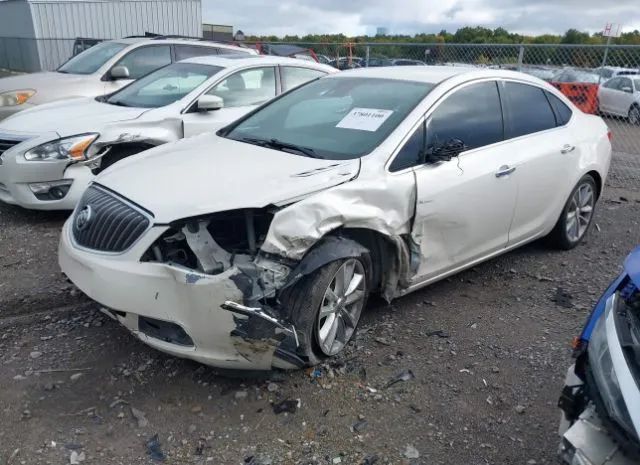 Photo 1 VIN: 1G4PS5SK1E4116713 - BUICK VERANO 