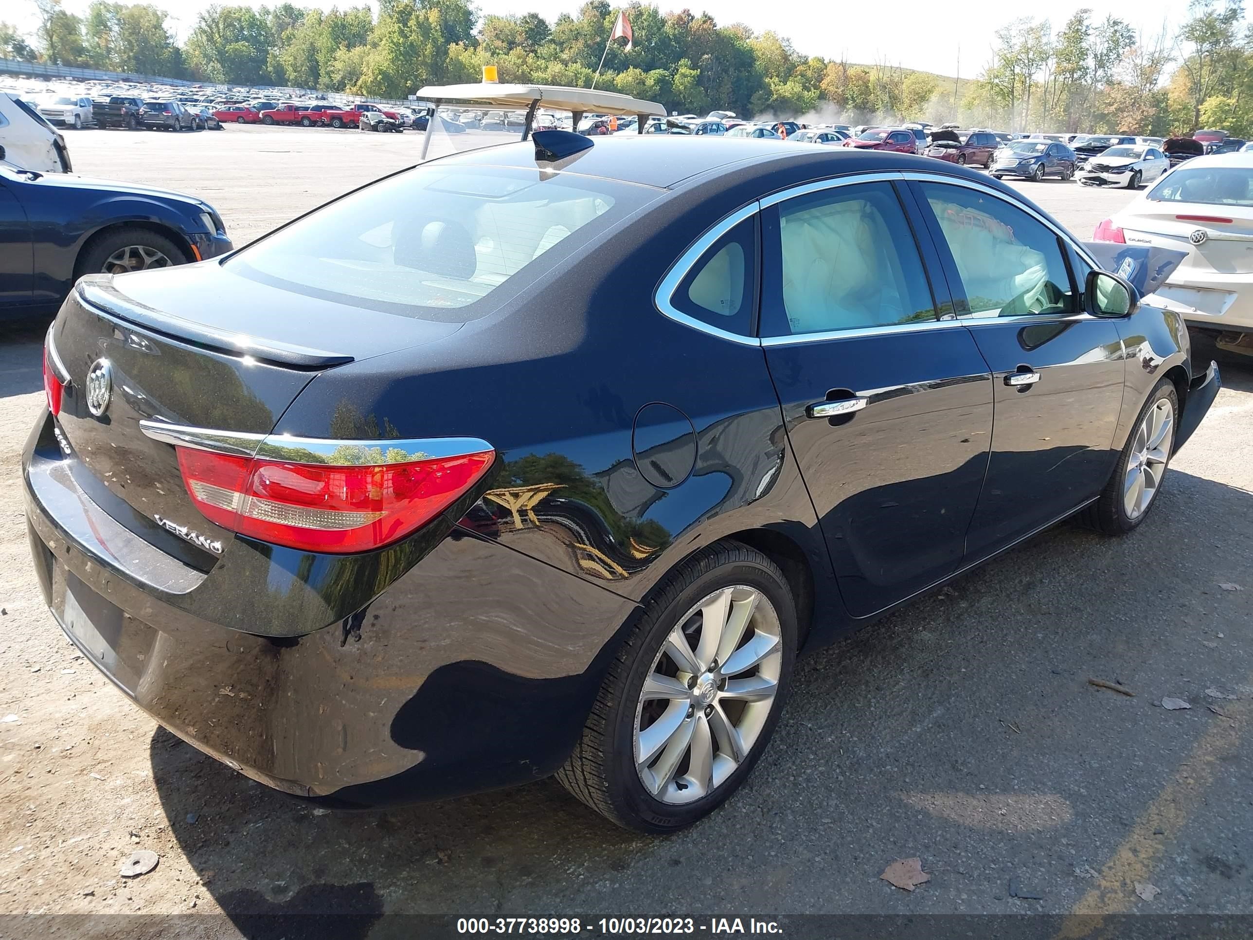 Photo 3 VIN: 1G4PS5SK1G4123776 - BUICK VERANO 