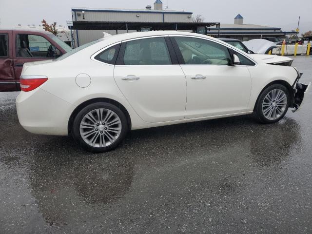 Photo 2 VIN: 1G4PS5SK2C4231382 - BUICK VERANO 