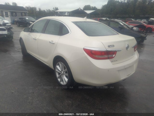 Photo 2 VIN: 1G4PS5SK2E4169971 - BUICK VERANO 