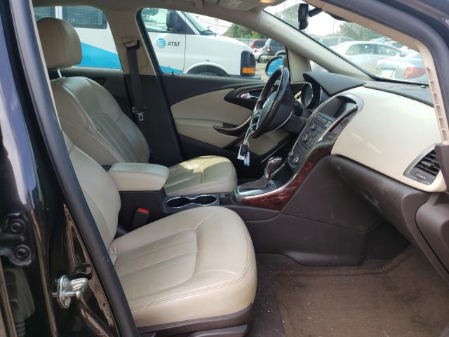 Photo 4 VIN: 1G4PS5SK2E4181909 - BUICK VERANO 