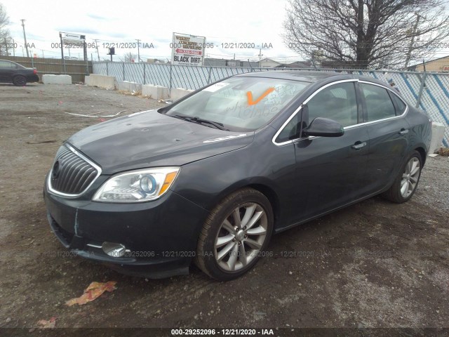 Photo 1 VIN: 1G4PS5SK2F4130041 - BUICK VERANO 