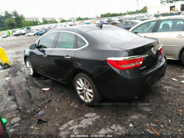 Photo 2 VIN: 1G4PS5SK2F4166733 - BUICK VERANO 