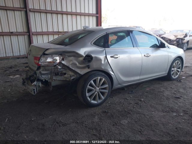 Photo 3 VIN: 1G4PS5SK2F4193611 - BUICK VERANO 