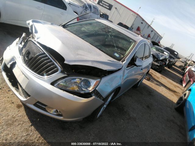 Photo 1 VIN: 1G4PS5SK2F4196167 - BUICK VERANO 