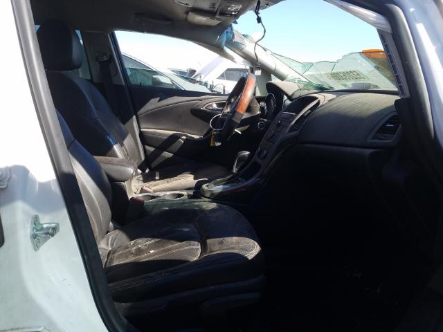 Photo 4 VIN: 1G4PS5SK2G4151246 - BUICK VERANO 