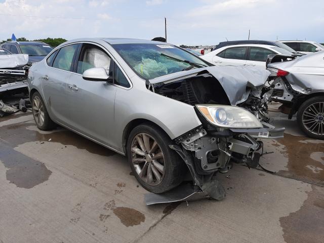 Photo 0 VIN: 1G4PS5SK3C4122722 - BUICK VERANO 