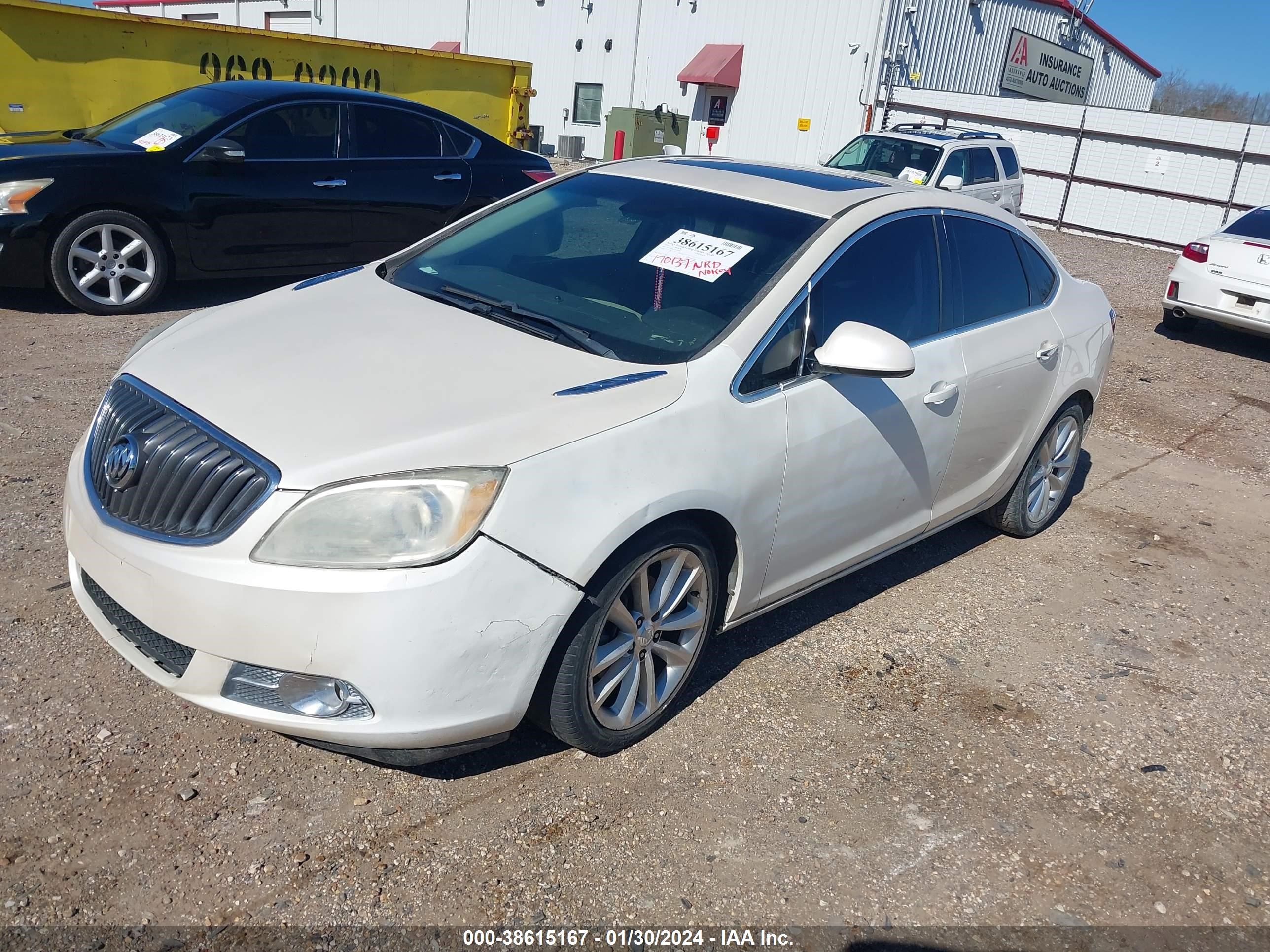 Photo 1 VIN: 1G4PS5SK3C4159009 - BUICK VERANO 