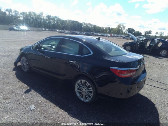 Photo 2 VIN: 1G4PS5SK3C4203123 - BUICK VERANO 