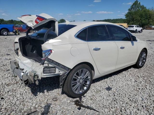 Photo 2 VIN: 1G4PS5SK3D4114122 - BUICK VERANO 