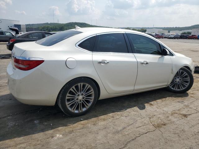 Photo 2 VIN: 1G4PS5SK3D4124794 - BUICK VERANO 