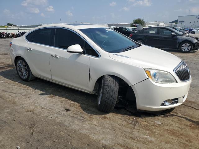 Photo 3 VIN: 1G4PS5SK3D4124794 - BUICK VERANO 