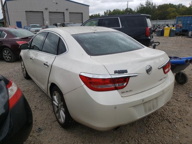 Photo 2 VIN: 1G4PS5SK3E4139443 - BUICK VERANO 