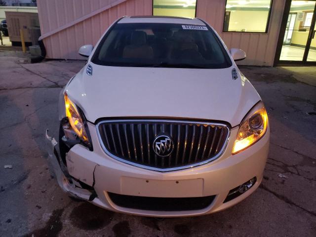 Photo 4 VIN: 1G4PS5SK4C4131333 - BUICK VERANO 