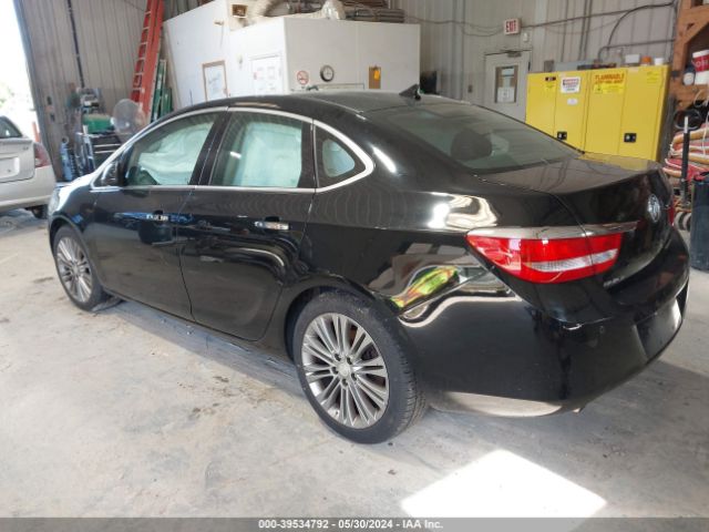 Photo 2 VIN: 1G4PS5SK4C4154739 - BUICK VERANO 