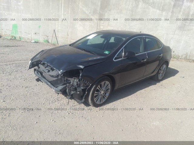 Photo 1 VIN: 1G4PS5SK4D4121192 - BUICK VERANO 