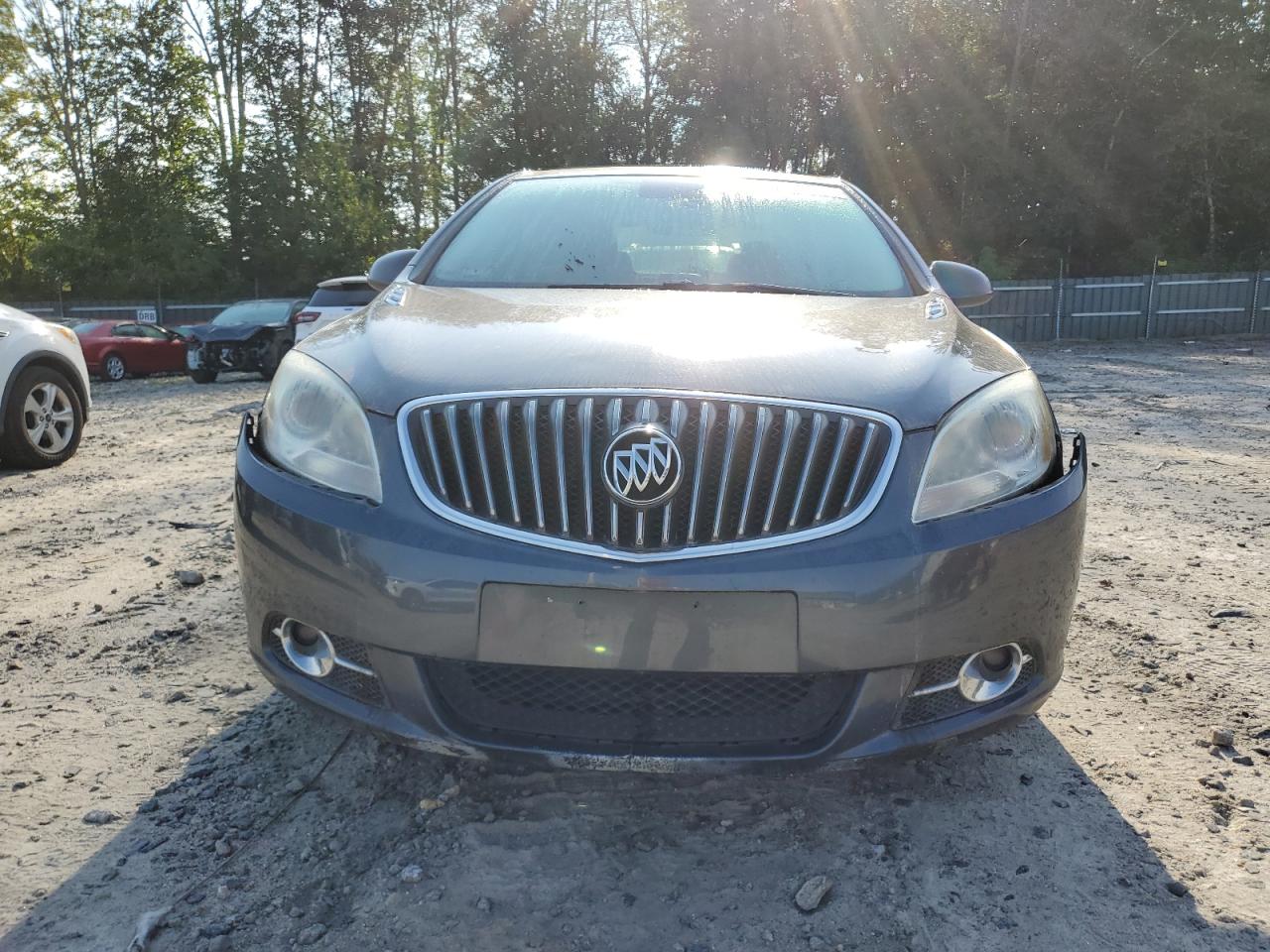 Photo 16 VIN: 1G4PS5SK4D4210311 - BUICK VERANO 