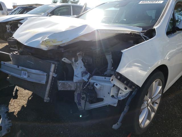 Photo 8 VIN: 1G4PS5SK4E4116348 - BUICK VERANO 