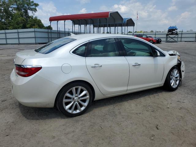 Photo 2 VIN: 1G4PS5SK4E4215686 - BUICK VERANO 