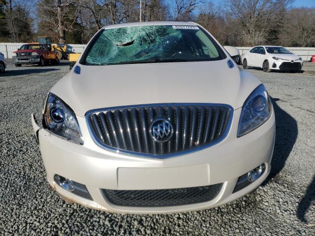 Photo 4 VIN: 1G4PS5SK4E4236120 - BUICK VERANO 