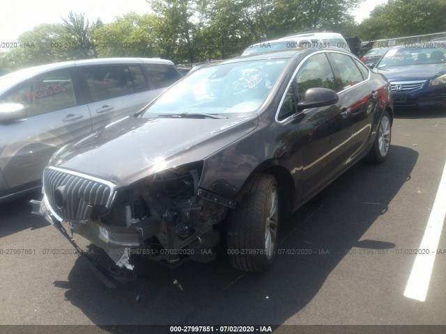 Photo 1 VIN: 1G4PS5SK4F4153675 - BUICK VERANO 