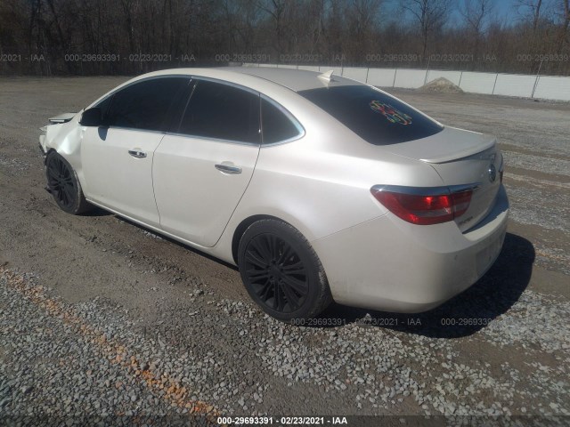 Photo 2 VIN: 1G4PS5SK5C4153230 - BUICK VERANO 